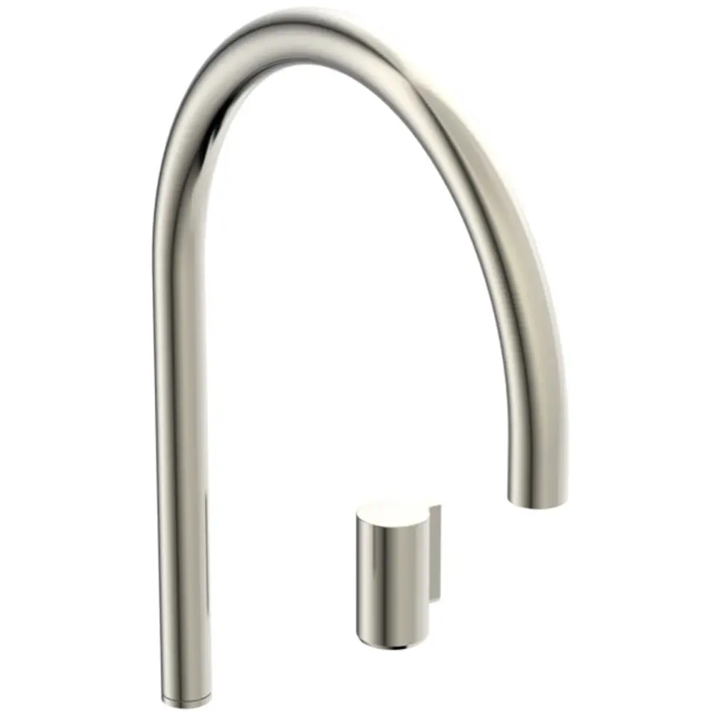 Hochwertige Waschtischarmatur mit hohem Auslauf in silberner Optik. Von Ideal Standard, mit runden Formen und ohne Ablaufgarnitur.
